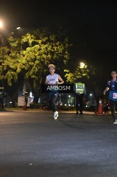 Runner Photo 4342331