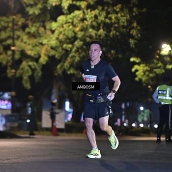 Runner Photo 4342335