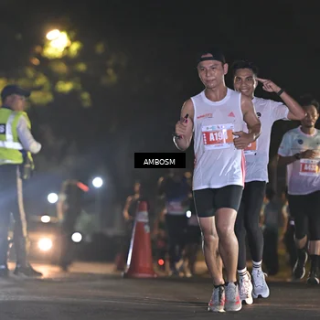 Runner Photo 4342373