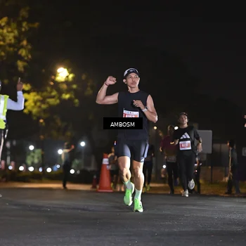 Runner Photo 4342414