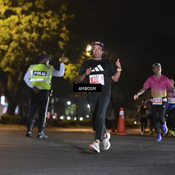 Runner Photo 4342421
