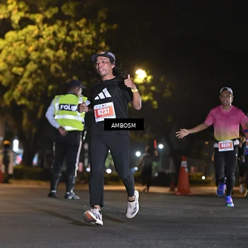 Runner Photo 4342424