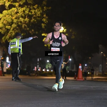 Runner Photo 4342429
