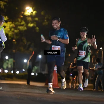 Runner Photo 4342439