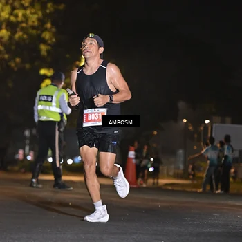 Runner Photo 4342442