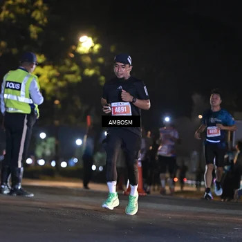 Runner Photo 4342464