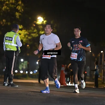 Runner Photo 4342469