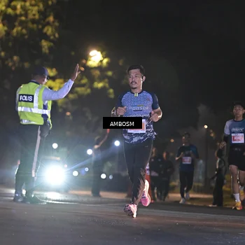 Runner Photo 4342473