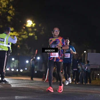 Runner Photo 4342477