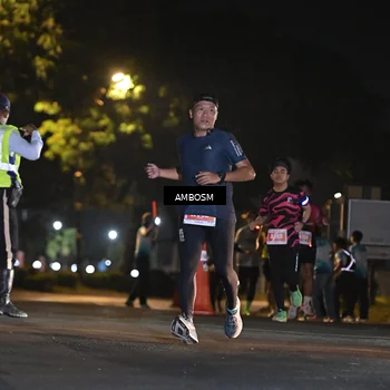 Runner Photo 4342484