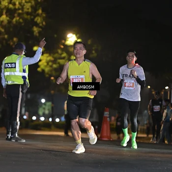 Runner Photo 4342488