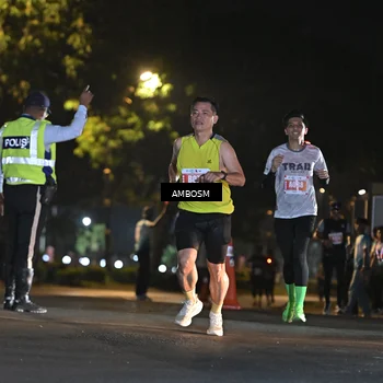 Runner Photo 4342492