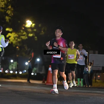 Runner Photo 4342493