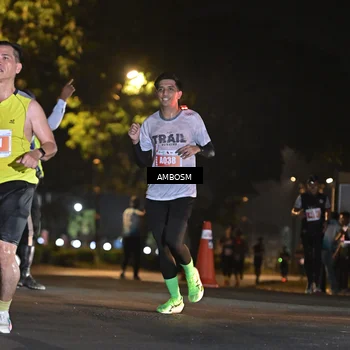 Runner Photo 4342494