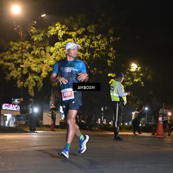 Runner Photo 4342509