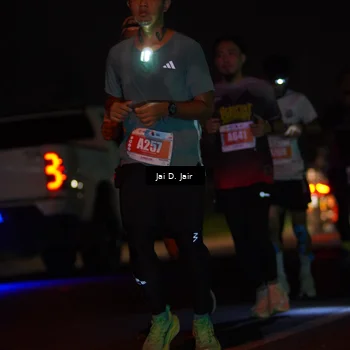Runner Photo 4344215