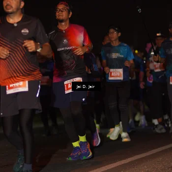 Runner Photo 4344366