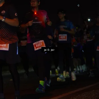 Runner Photo 4344374