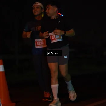 Runner Photo 4345570