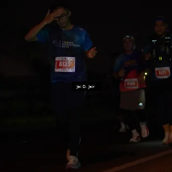 Runner Photo 4345621