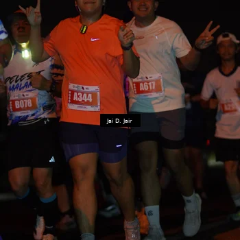 Runner Photo 4346478