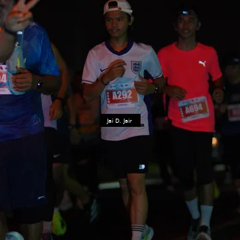 Runner Photo 4346496