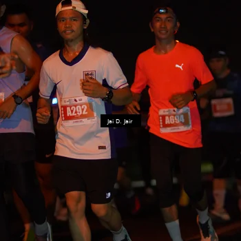 Runner Photo 4346500