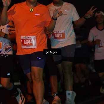 Runner Photo 4346503