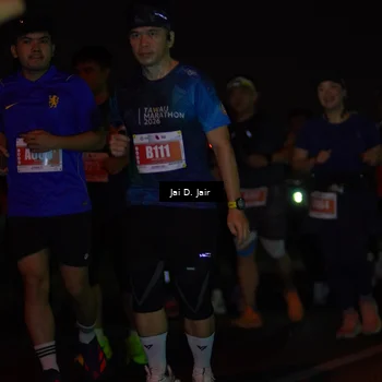Runner Photo 4346562