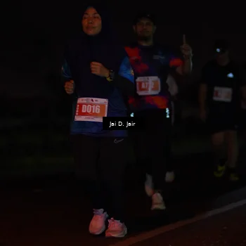 Runner Photo 4346706