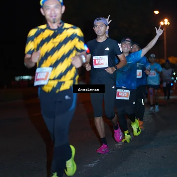 Runner Photo 4346898