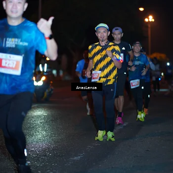 Runner Photo 4346910