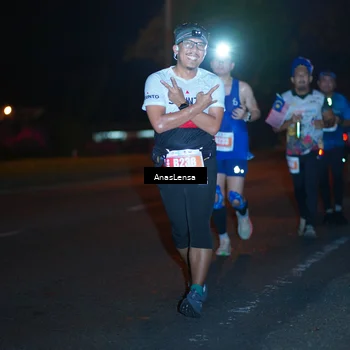 Runner Photo 4346924