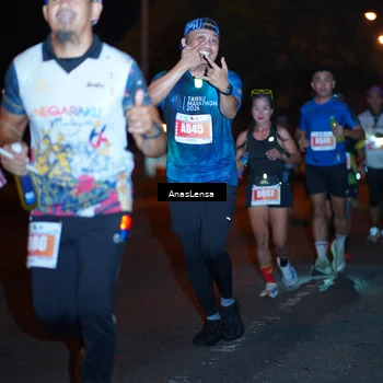 Runner Photo 4346934