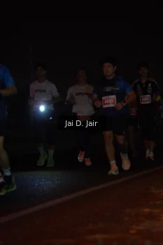 Runner Photo 4347008