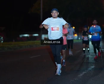Runner Photo 4347023