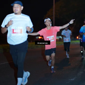 Runner Photo 4347032