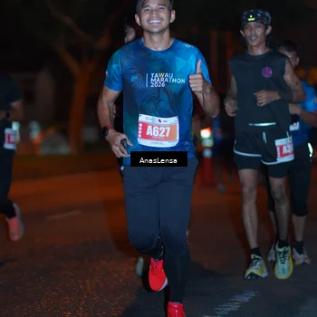 Runner Photo 4347036