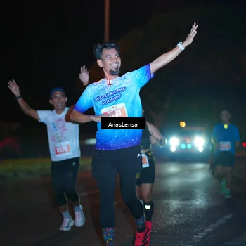 Runner Photo 4347067