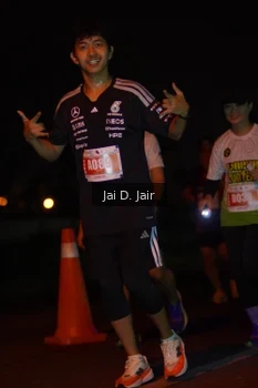 Runner Photo 4347112