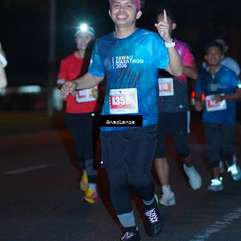 Runner Photo 4347136