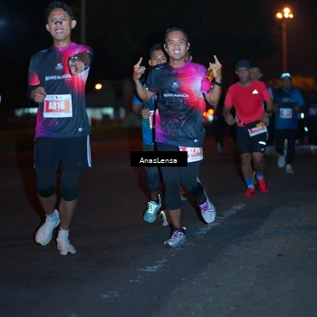 Runner Photo 4347142