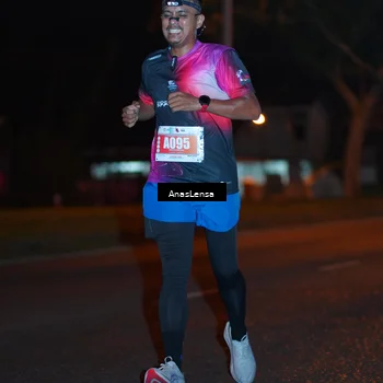 Runner Photo 4347166