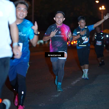 Runner Photo 4347180