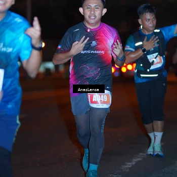 Runner Photo 4347185