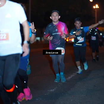 Runner Photo 4347188