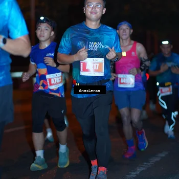 Runner Photo 4347196