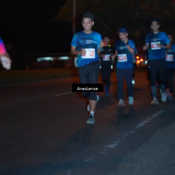 Runner Photo 4347224