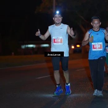 Runner Photo 4347240