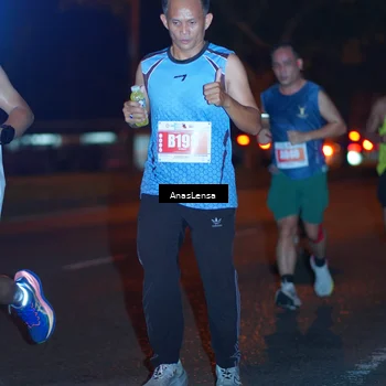 Runner Photo 4347244